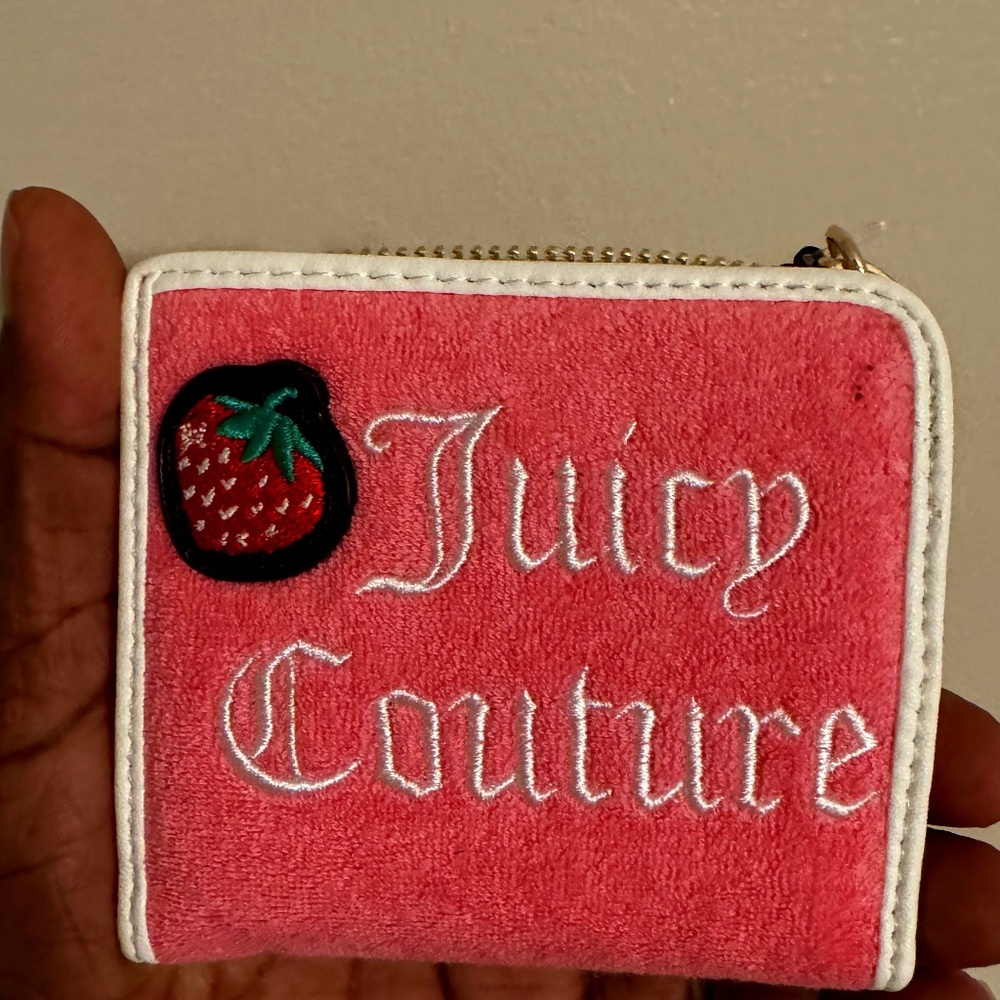 Juicy Couture Sweet Juicy Zip Card Case